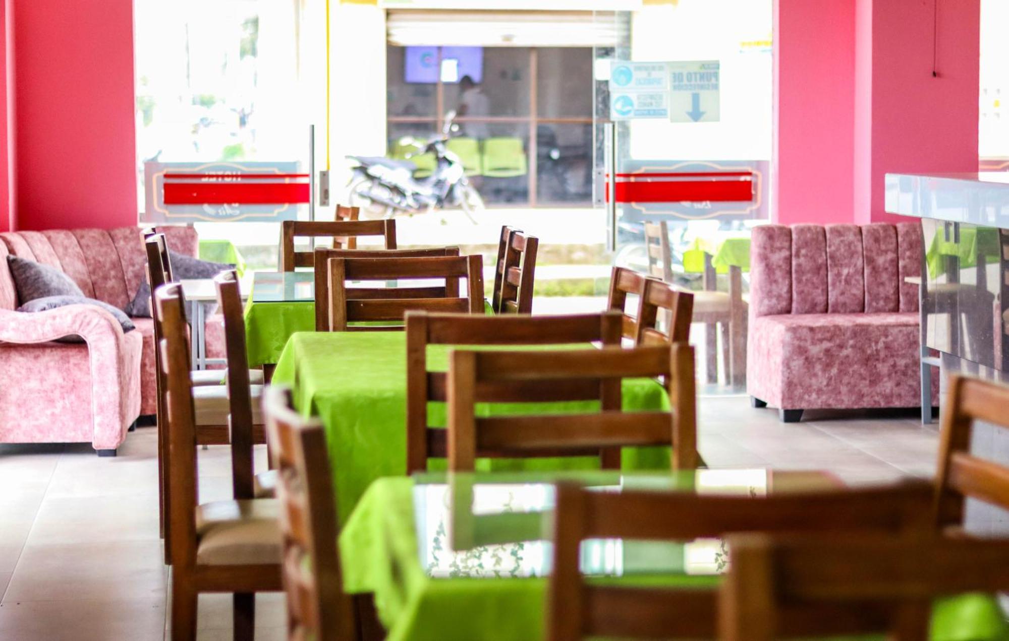 Hotel California Air Carepa Екстер'єр фото